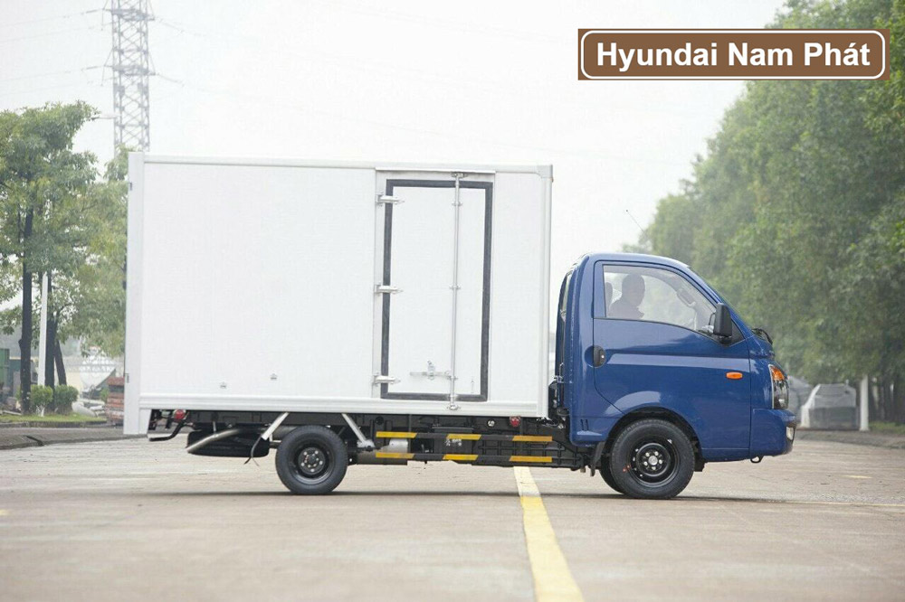 Xe tải Hyundai Porter H150 Thùng Kín 1,5 tấn Thành Công